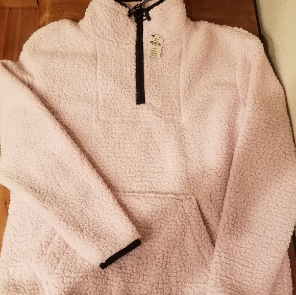 NWT/ NWOT VS Pink Sherpa Sweater Bundle - Picture 5 of 12